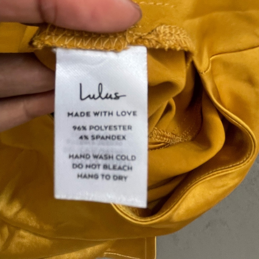 NWT Lulu Mini Skirt - Picture 5 of 8